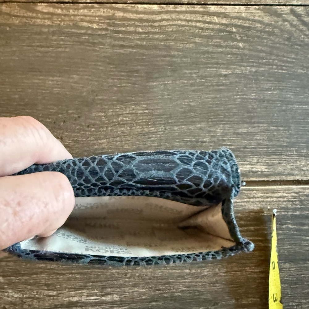 Michael Kors Python-Embossed Card Holder Wallet - Picture 4 of 12